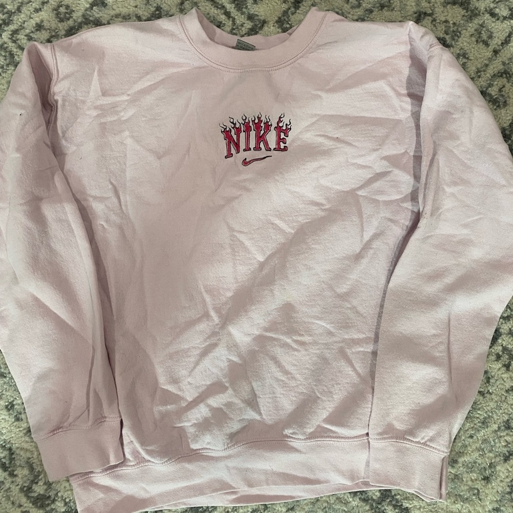 embroidered nike sweatshirt